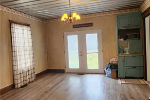 519 Taylor Ave, Cambridge, OH 43725 - Photo 8