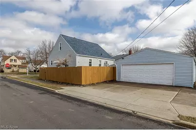 2717 Tuxedo Avenue, Parma, OH 44134 - Photo 30