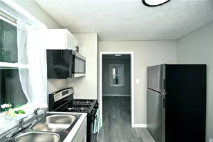 542 Montgomery St, Akron, OH 44305 - Photo 8