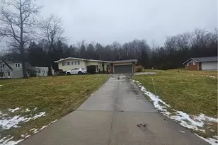 3750 Maplecrest Rd, Woodmere, OH 44122 - Photo 8