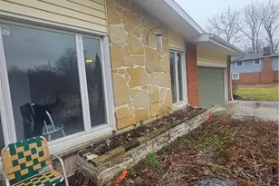 3750 Maplecrest Rd, Woodmere, OH 44122 - Photo 4