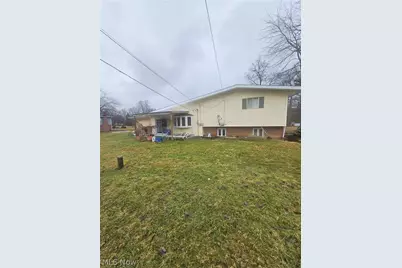 3750 Maplecrest Road, Woodmere, OH 44122 - Photo 10