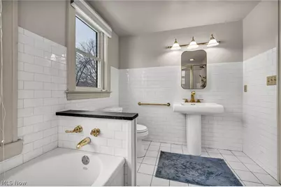 2420 Overlook Road, Cleveland Heights, OH 44106 - Photo 20