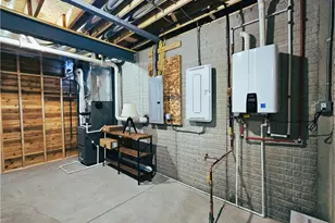 35965 Lakeshore Blvd, Eastlake, OH 44095 - Photo 34