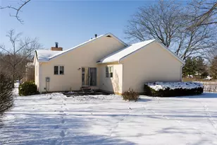 3210 S Billingsgate Cir NW, Canton, OH 44708 - Photo 4