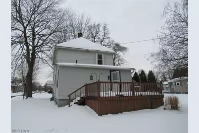 406 W Indiana Avenue, Sebring, OH 44672 - Photo 4