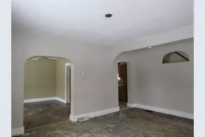 406 W Indiana Avenue, Sebring, OH 44672 - Photo 12