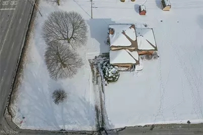 3985 36th Street NW, Canton, OH 44718 - Photo 2