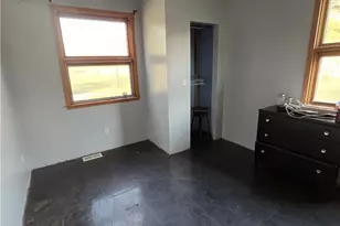 71421 Center St, St Clairsville, OH 43950 - Photo 2