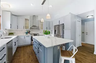 1676 Country View Dr, Kent, OH 44240 - Photo 18