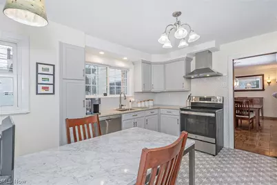 3259 Avalon Road, Huber Heights, OH 44120 - Photo 8