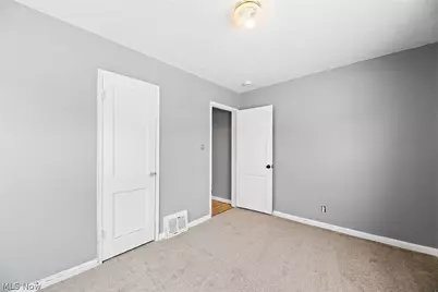 1620 Highview Avenue, Akron, OH 44301 - Photo 16