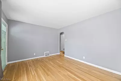 1620 Highview Avenue, Akron, OH 44301 - Photo 6