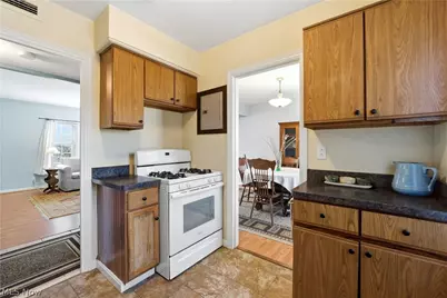 15875 Van Aken Boulevard #302C, Huber Heights, OH 44120 - Photo 12