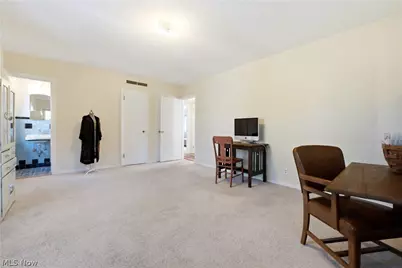 15875 Van Aken Boulevard #302C, Huber Heights, OH 44120 - Photo 16