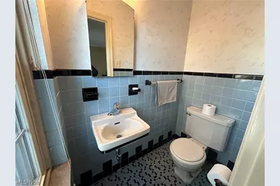 15875 Van Aken Boulevard, Huber Heights, OH 44120 - Photo 14