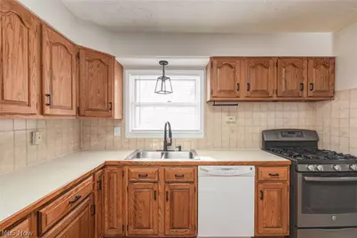 4132 Dennis Lane, Brunswick, OH 44212 - Photo 18