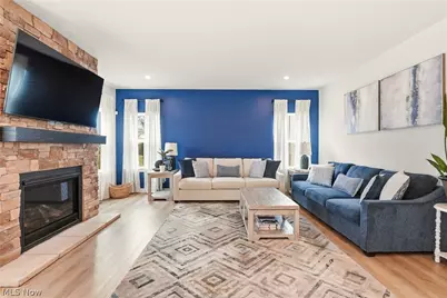 1404 Southbrook Circle NE, Canton, OH 44721 - Photo 8