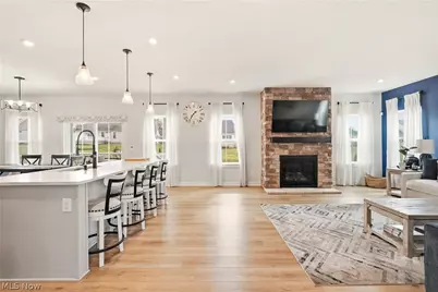 1404 Southbrook Circle NE, Canton, OH 44721 - Photo 6