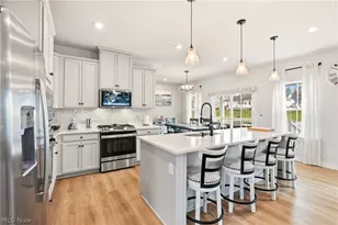 1404 Southbrook Cir NE, Canton, OH 44721 - Photo 12