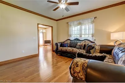 7081 Ruby Court, Youngstown, OH 44515 - Photo 8