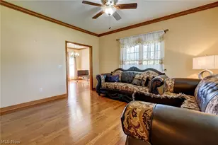 7081 Ruby Ct, Youngstown, OH 44515 - Photo 8