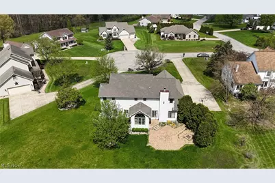 7081 Ruby Court, Youngstown, OH 44515 - Photo 2