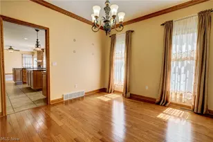 7081 Ruby Ct, Youngstown, OH 44515 - Photo 16