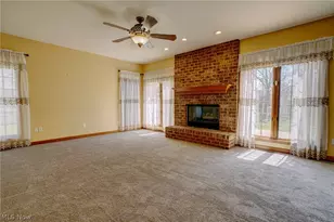 7081 Ruby Ct, Youngstown, OH 44515 - Photo 4