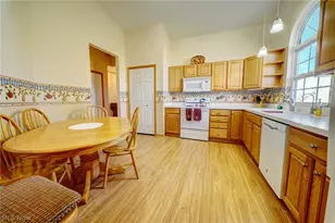 5685 Jason Oval, Medina, OH 44256 - Photo 8