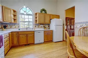 5685 Jason Oval, Medina, OH 44256 - Photo 10