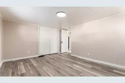 305 N High Street, New Lexington, OH 43764 - Photo 20