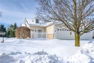 4325 Greenway Trail St NW, Massillon, OH 44647 - Photo 2