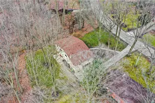 447 Spring Grove Dr, Tallmadge, OH 44278 - Photo 8