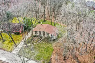 447 Spring Grove Dr, Tallmadge, OH 44278 - Photo 6