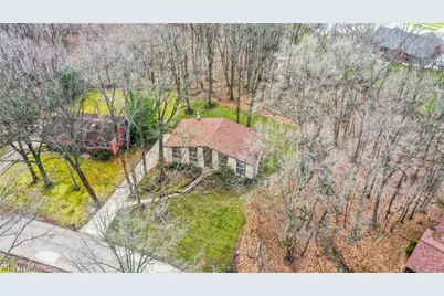 447 Spring Grove Drive, Tallmadge, OH 44278 - Photo 8