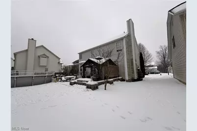 3313 Crown Pointe Drive, Stow, OH 44224 - Photo 2