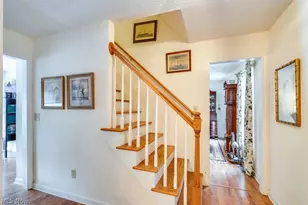 136 Taylor Rd, Barberton, OH 44203 - Photo 4