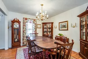 136 Taylor Rd, Barberton, OH 44203 - Photo 6