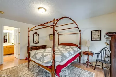 136 Taylor Road, Barberton, OH 44203 - Photo 34