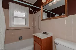 1307 Summit Dr, Loveland, OH 44124 - Photo 20