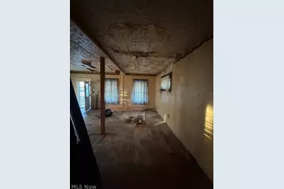 10800 Crestwood Avenue, Loveland, OH 44104 - Photo 18