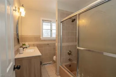 8541 E Wadora Circle NW, North Canton, OH 44720 - Photo 20