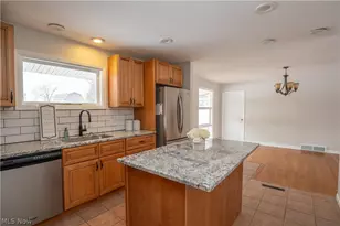 8541 E Wadora Cir NW, North Canton, OH 44720 - Photo 10