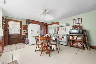 18262 W Pine Lake Rd, Beloit, OH 44609 - Photo 14