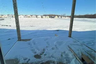 414 Pheasant Run, Elyria, OH 44035 - Photo 4