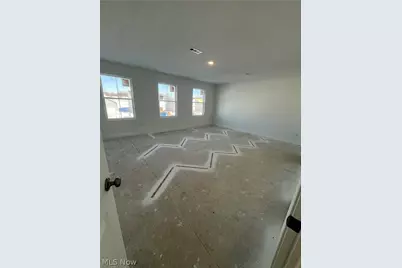 413 Pheasant Run, Elyria, OH 44035 - Photo 6