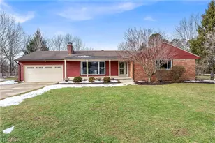 6598 Meadow Farm Dr, Hudson, OH 44236 - Photo 2