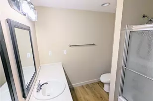 401 W Shoreline Dr, Sandusky, OH 44870 - Photo 10