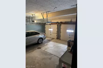 20930 Halworth Road, Huber Heights, OH 44122 - Photo 18